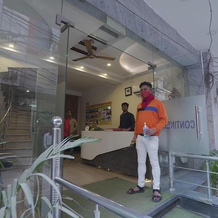 Hotel Leo Continental New Delhi Bagian luar foto