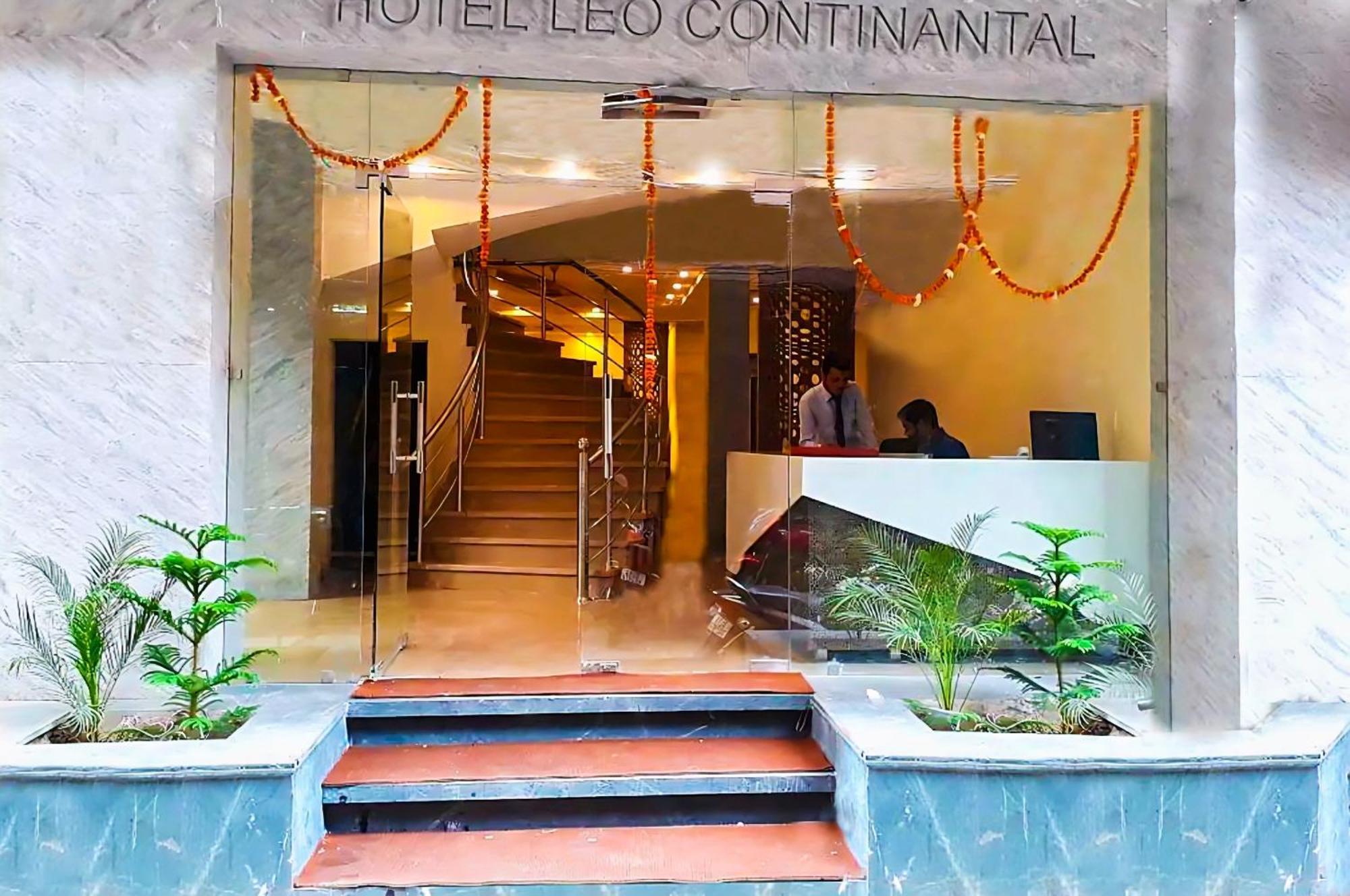 Hotel Leo Continental New Delhi Bagian luar foto